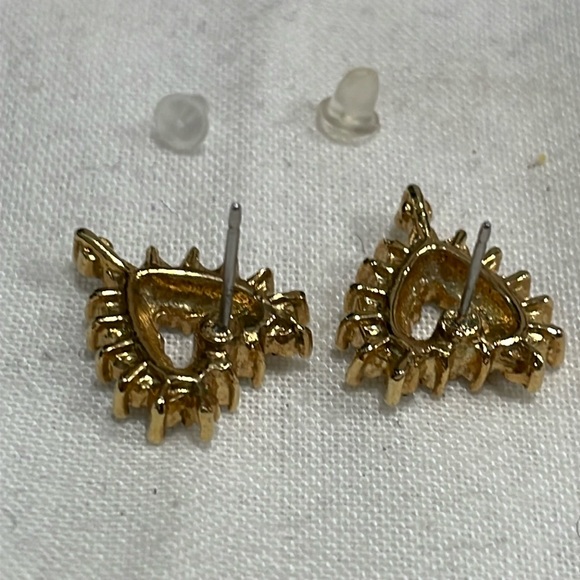 Bright white round double row crystal Heart Rose gold Studs - Picture 4 of 4